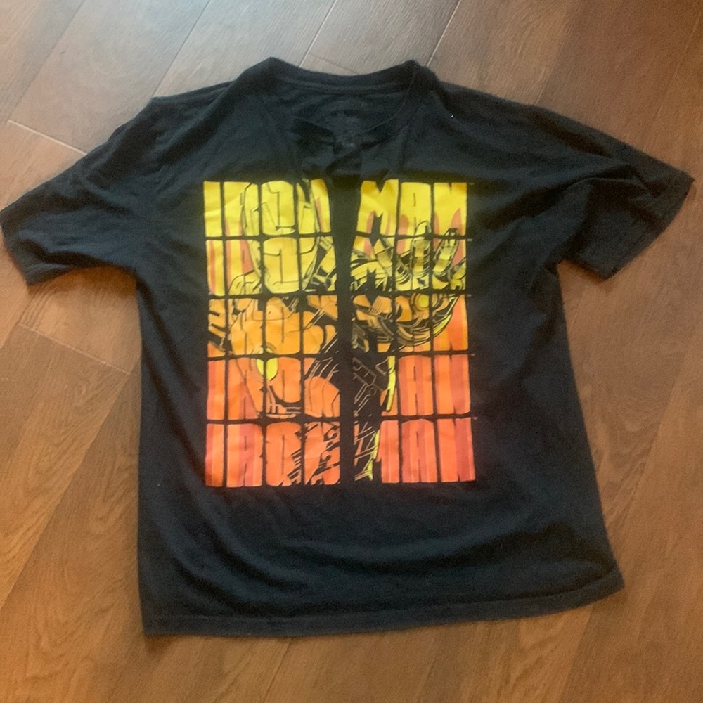 💲 Iron Man T-Shirt